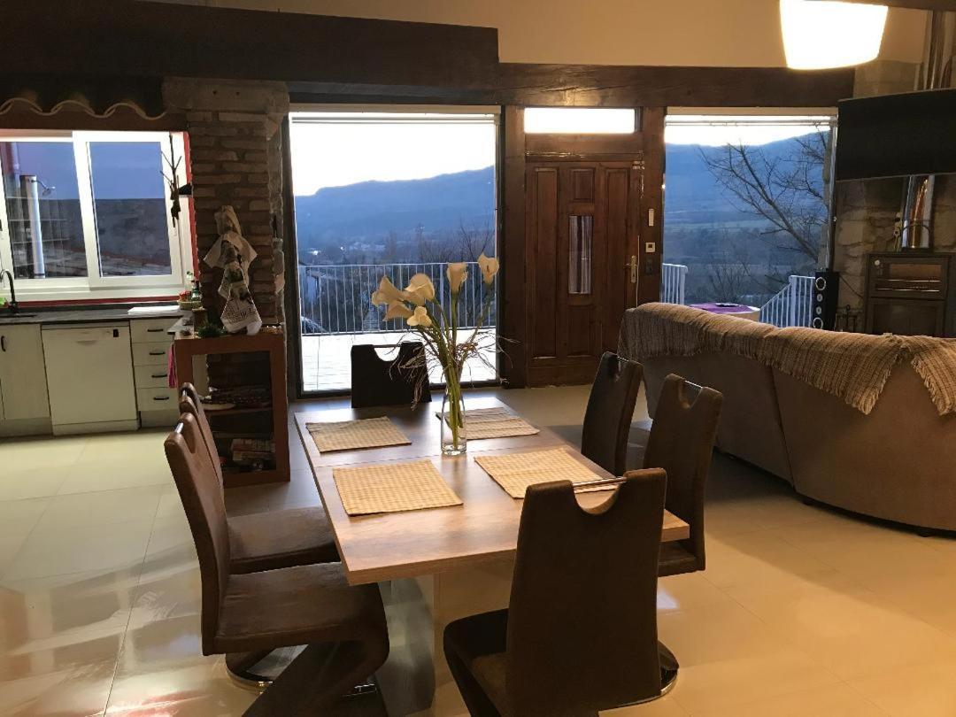 Casa Rural La Abadia-Apartamentos Graus Dış mekan fotoğraf